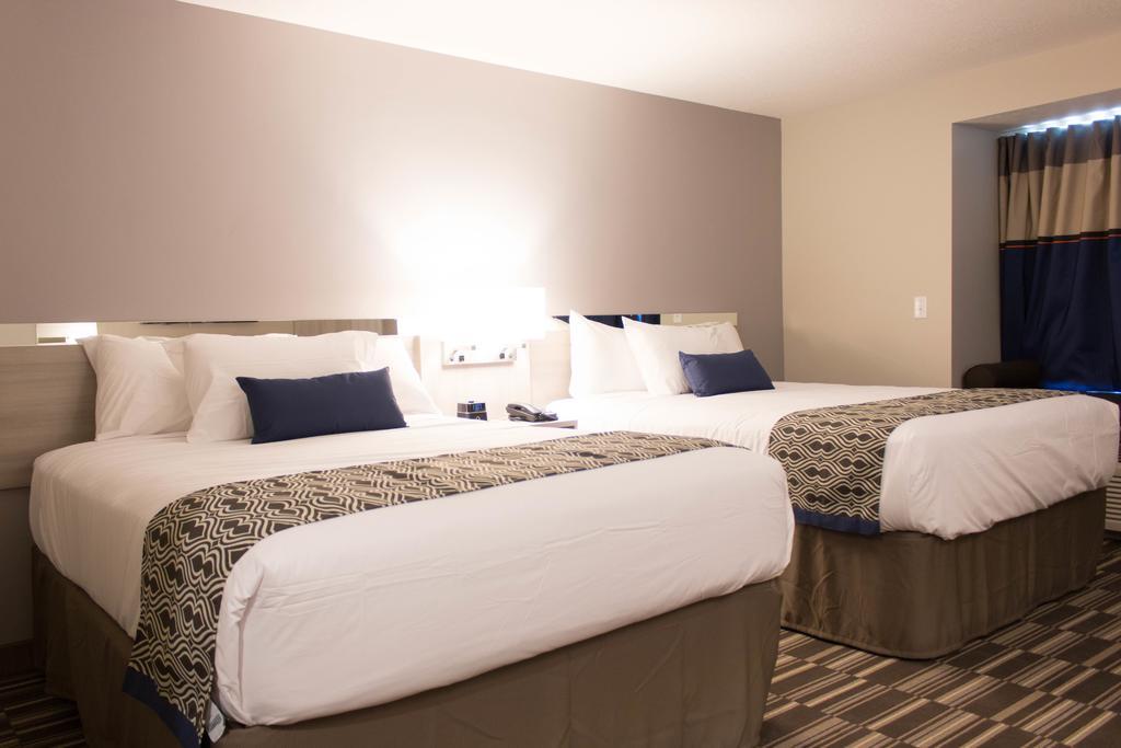 Microtel & By Wyndham 3*