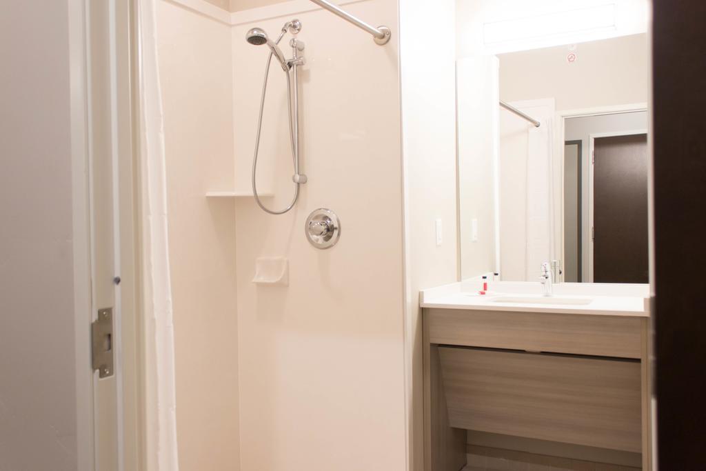 Microtel & By Wyndham 3* Springville