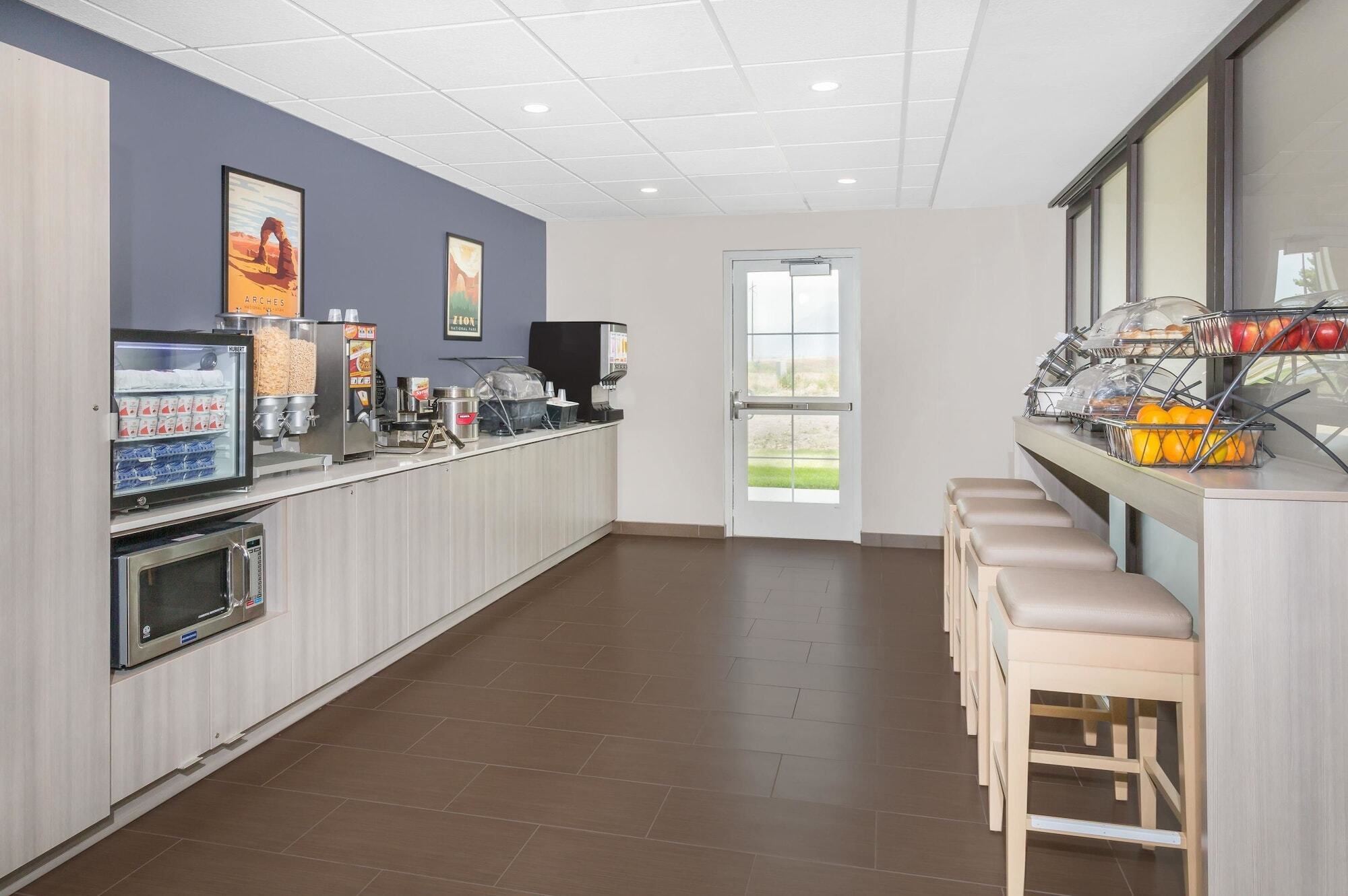 Microtel & By Wyndham 3* Springville